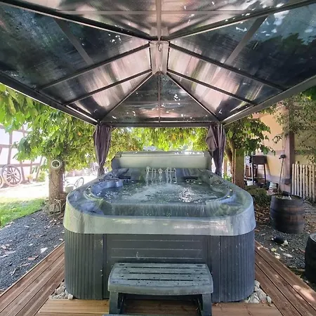 Independante N1 - Bretzel Et Bergamote Panzió 3*